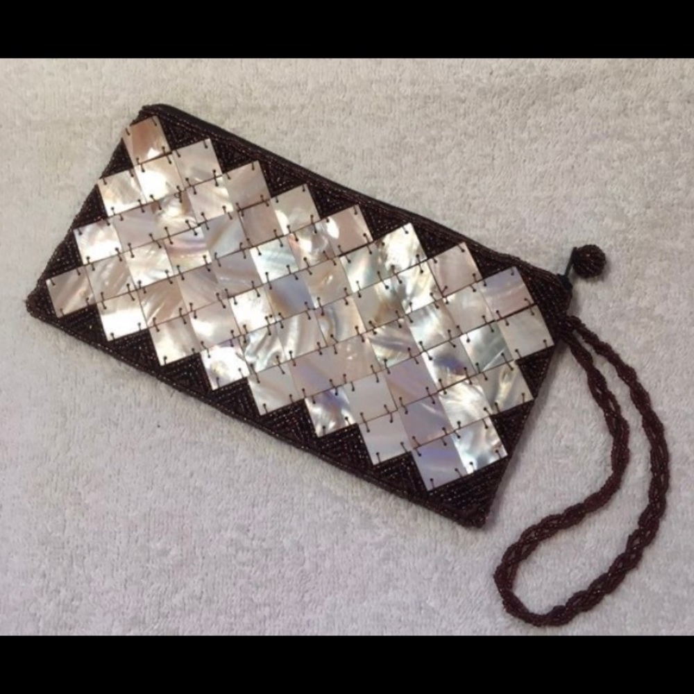 Vintage hannahs hawaii beaded wristlet